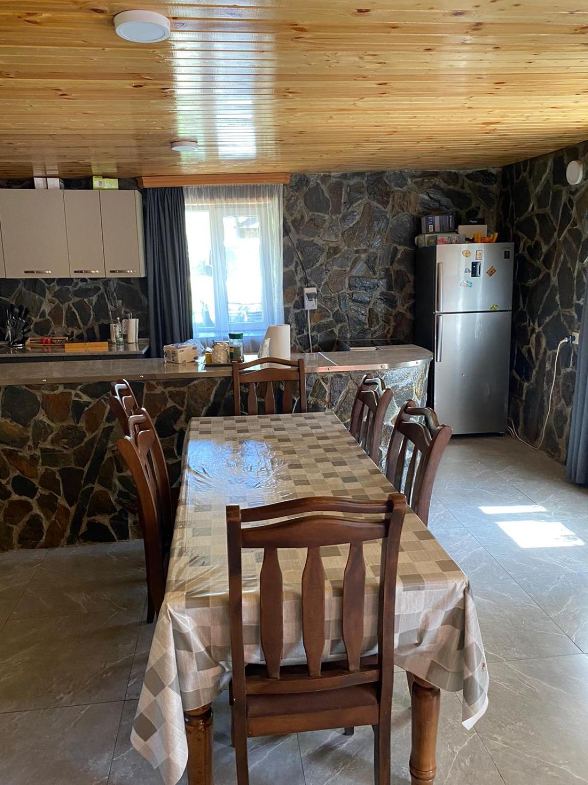 מסטיה Guesthouse "Megi" חדר תמונה